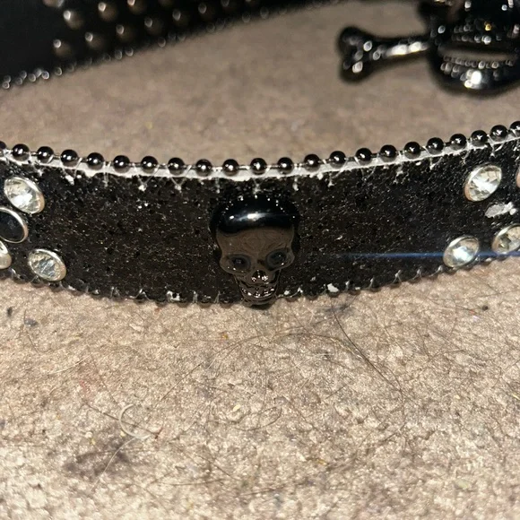 Black Skull Studded Rhinestone Belt - Picture 7 of 7
